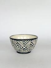 Load image into Gallery viewer, Nesting Zulu Bowls - Multi Color