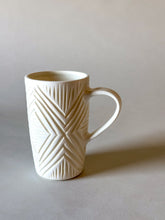 Load image into Gallery viewer, Travel Zulu Mug - Alabaster
