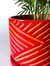 Load image into Gallery viewer, Zulu Terra Cotta Planters - Red
