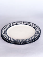 Load image into Gallery viewer, Onyx Zulu Bowl &amp; Plate 4 Piece Set - Cairo Connection
