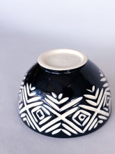 Load image into Gallery viewer, Onyx Zulu Bowl &amp; Plate Set - Saharan Shade
