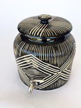 Load image into Gallery viewer, Glossy Onyx Zulu Water Crock
