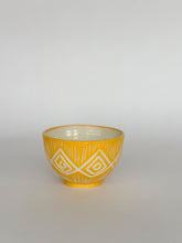Load image into Gallery viewer, Nesting Zulu Bowls - Multi Color
