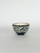 Load image into Gallery viewer, Zulu snack Bowl - Onyx
