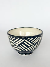 Load image into Gallery viewer, Zulu snack Bowl - Onyx

