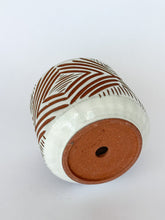 Load image into Gallery viewer, 4" Alabaster Zulu Planter - No Plate
