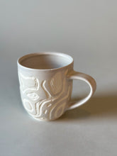 Load image into Gallery viewer, Channels Mug - White Clay
