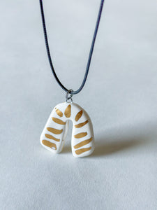 Archie Pendant w/ Gold Luster - White