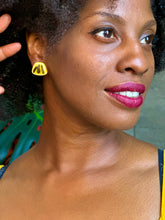 Load image into Gallery viewer, Trap Studs w/ Gold Luster - Yellow
