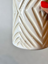 Load image into Gallery viewer, *Flawed Alabaster Accessory Cup - Cracked
