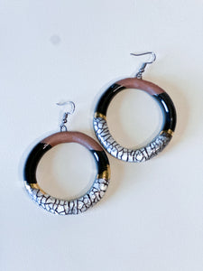 Crackle Liberation Hoops - Black & Gold