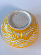 Load image into Gallery viewer, Turmeric Zulu Ramen Bowls
