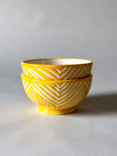 Load image into Gallery viewer, Turmeric Zulu Bowl
