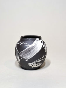 Splash Vase with slip - Black Clay