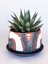 Load image into Gallery viewer, Large DesertScape Planter with Crackle - Brown Clay
