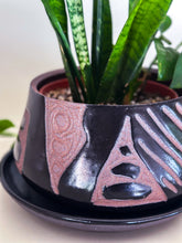 Load image into Gallery viewer, Medium Black DesertScape Planter - Brown Clay
