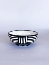 Load image into Gallery viewer, Nesting Onyx Zulu Bowls - Made-to-Order
